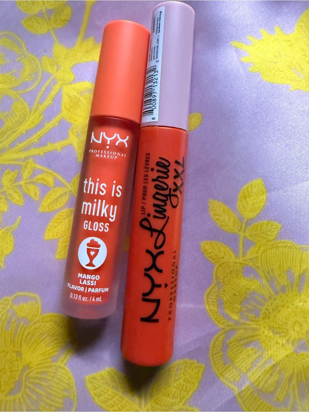 NYX Lingerie XXL Liquid Lipstick - Gettin' Caliente (Bright Orange)